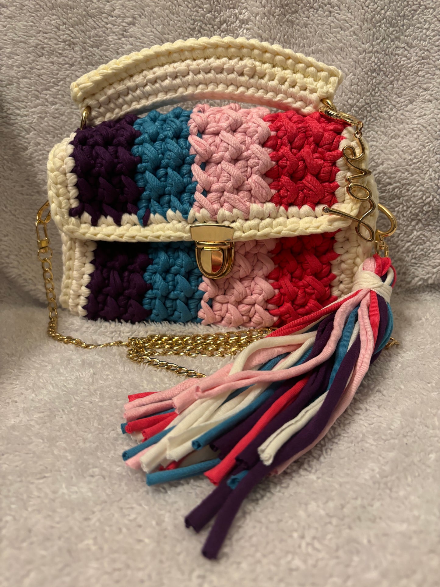 4 Multicolor Signature Bag